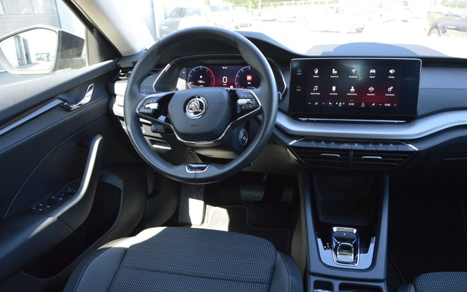 Skoda Octavia cena 109900 przebieg: 75411, rok produkcji 2021 z Dęblin małe 436
